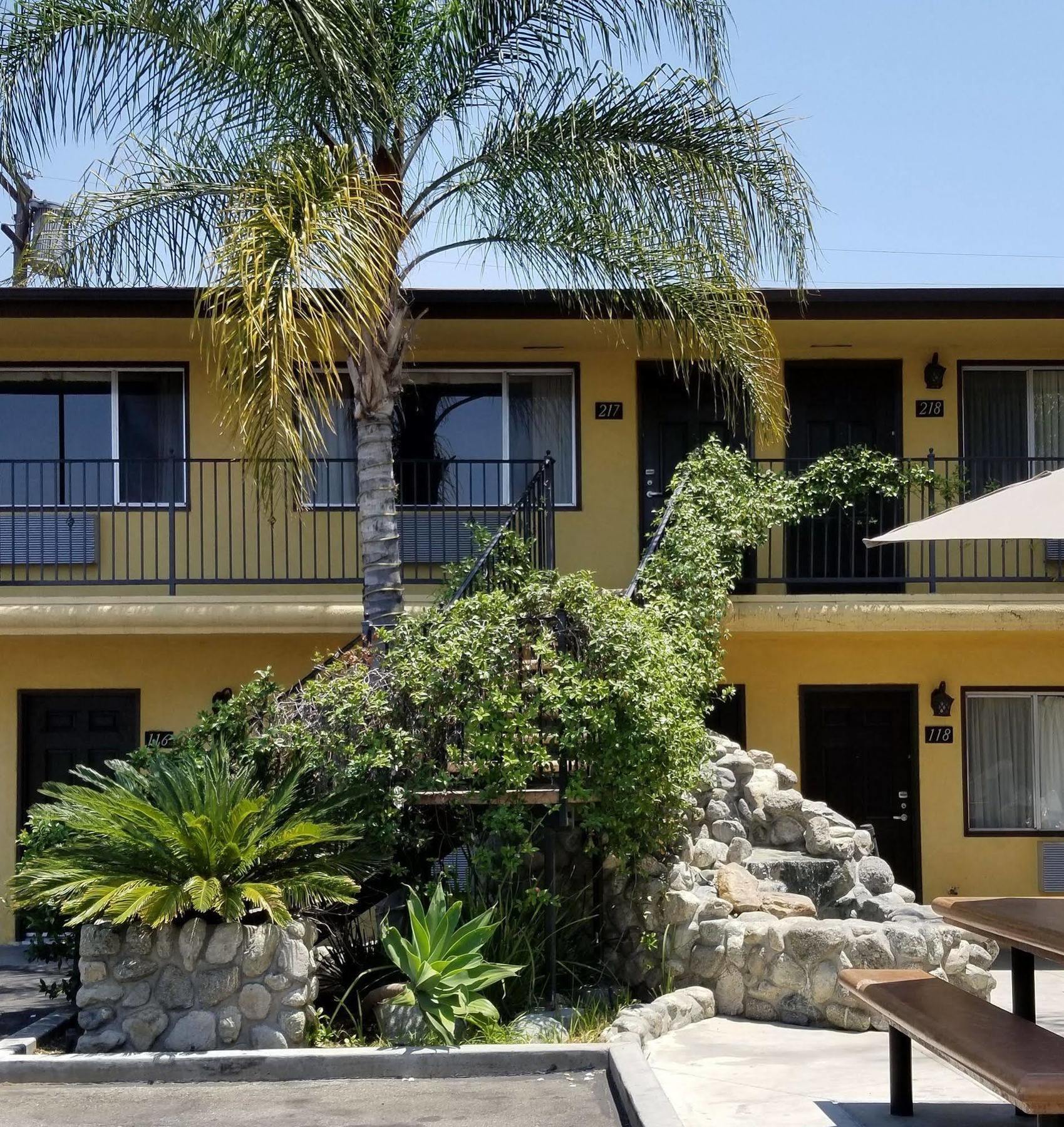لوس أنجلوس Casa Bella Inn Downtown La المظهر الخارجي الصورة