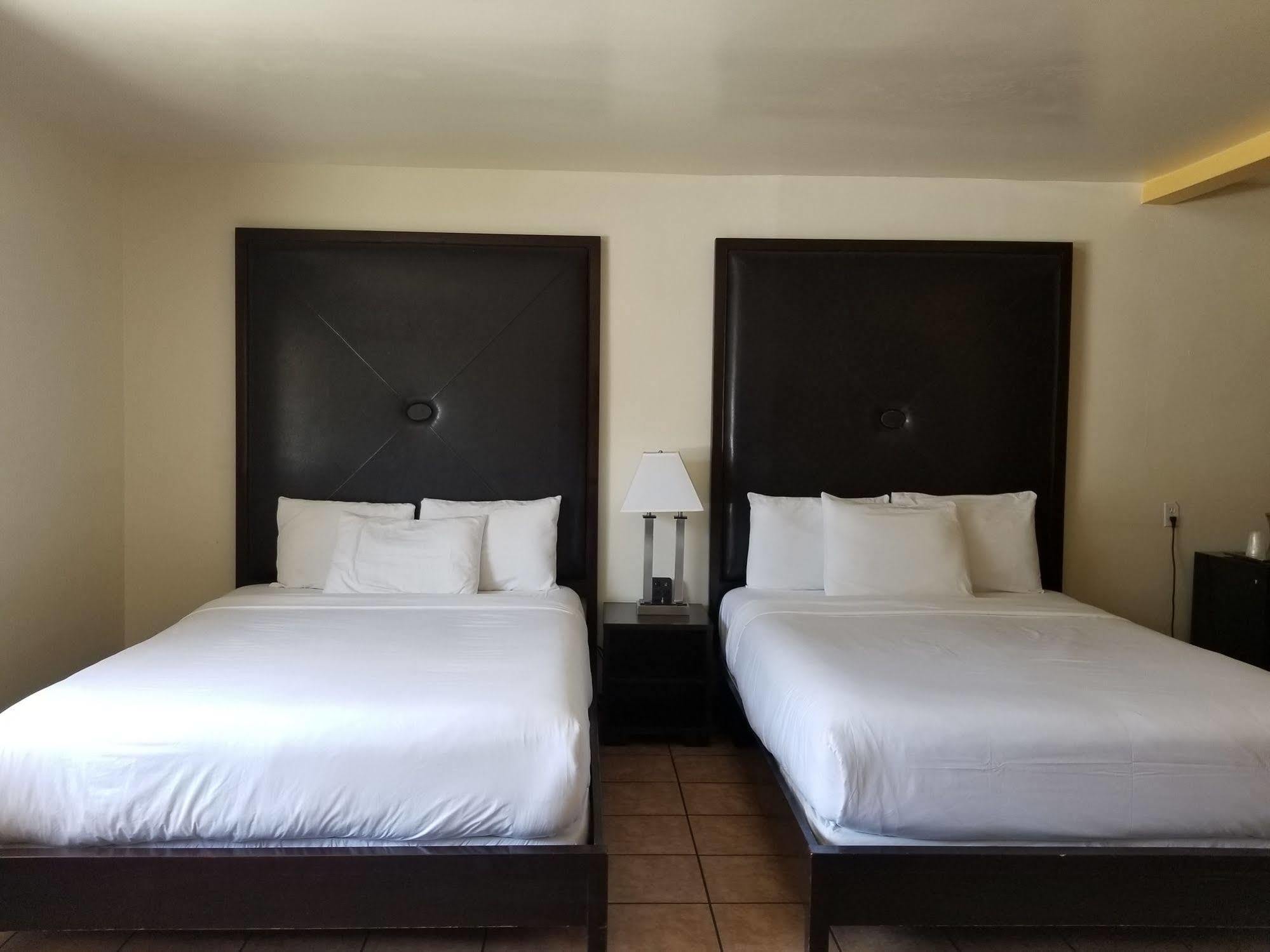 لوس أنجلوس Casa Bella Inn Downtown La المظهر الخارجي الصورة