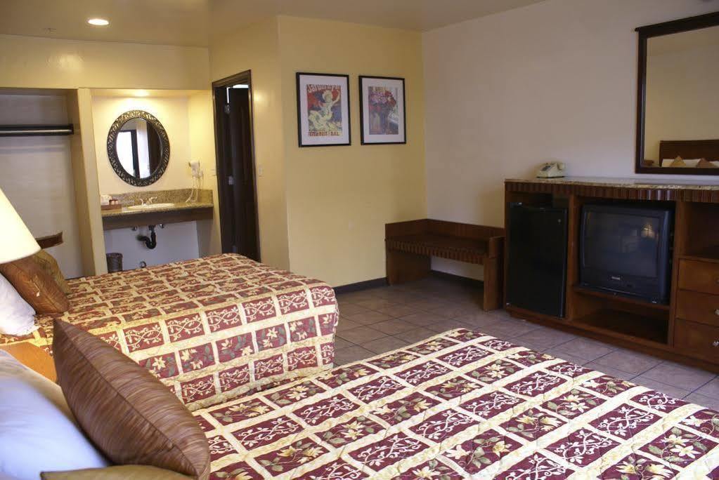 لوس أنجلوس Casa Bella Inn Downtown La المظهر الخارجي الصورة